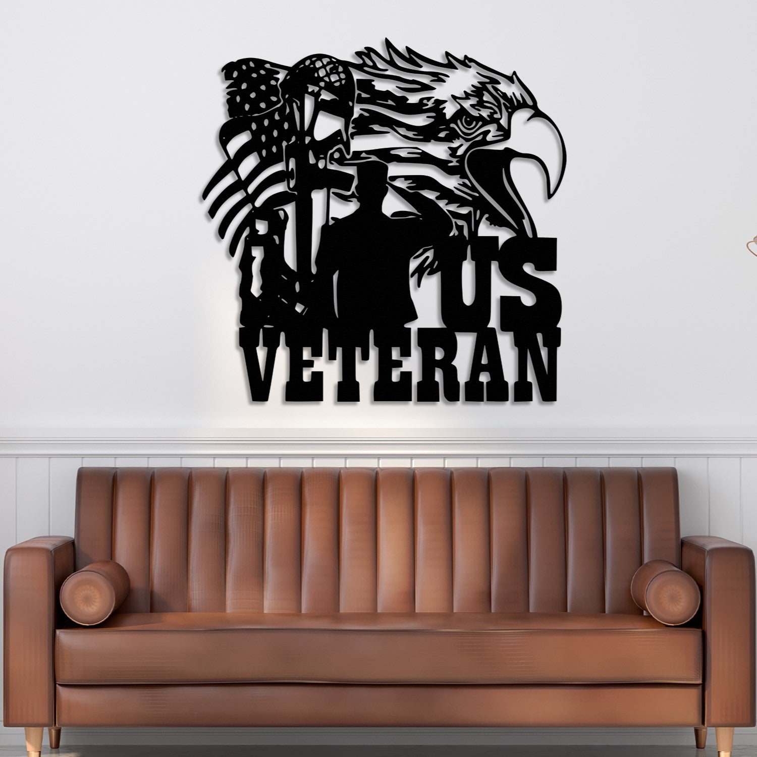Veteran's Display: Celebrate an American hero with this US Veteran Independence Day Gift. The metal wall art showcases a majestic bald eagle and a distressed American flag, representing courage and sacrifice.